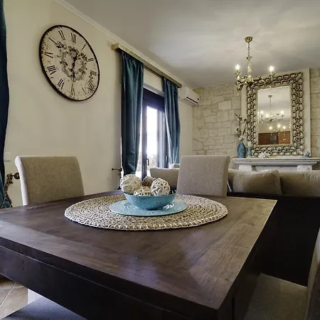 Apartmán Luxury 2br 50m From *