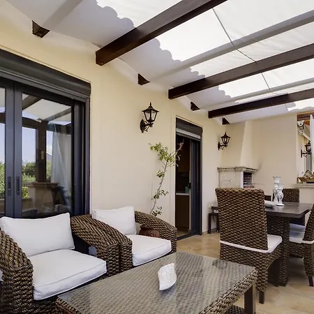 Luxury 2br 50m From Apartment Pefkochori