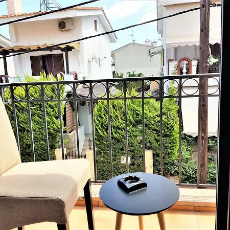 Apartment Luxury 2br 50m From *