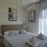 Luxury 2br 50m From *