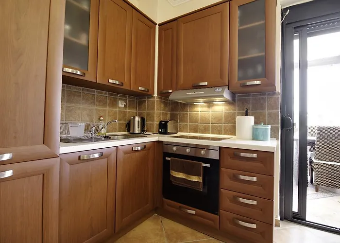 Luxury 2br 50m From 페프코초리