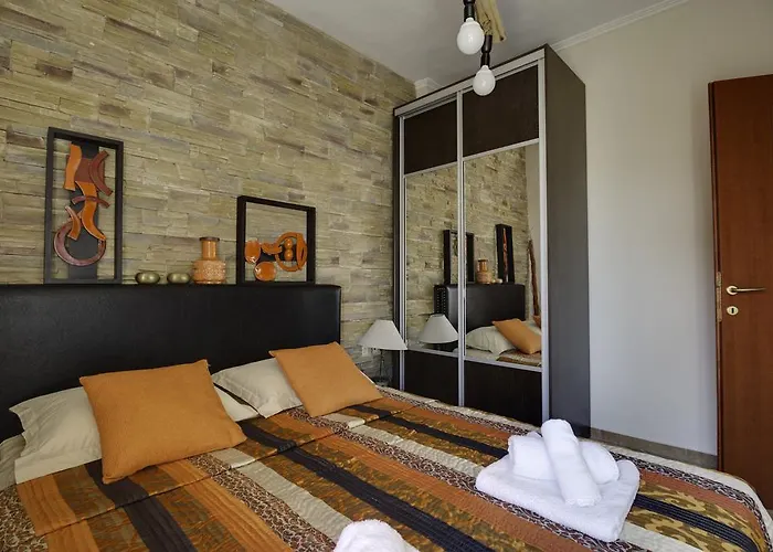 Luxury 2br 50m From *